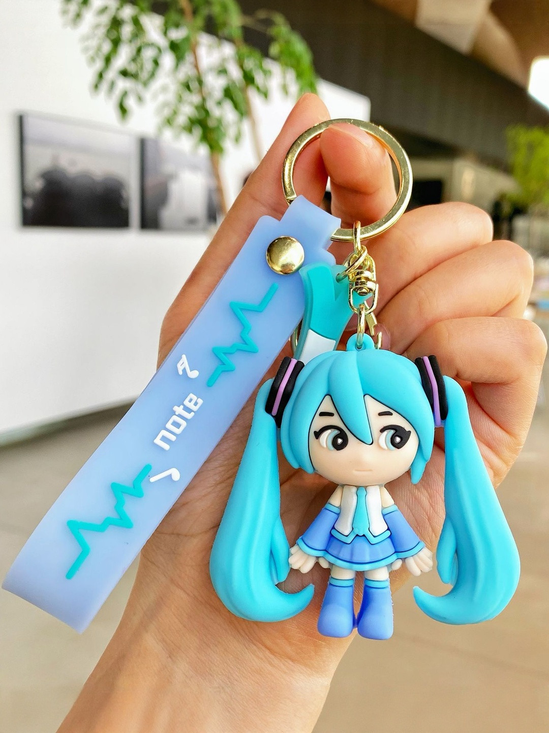 Spiaty Unisex 3D Hatsune Miku Carto Key Chain With Silicone Belt