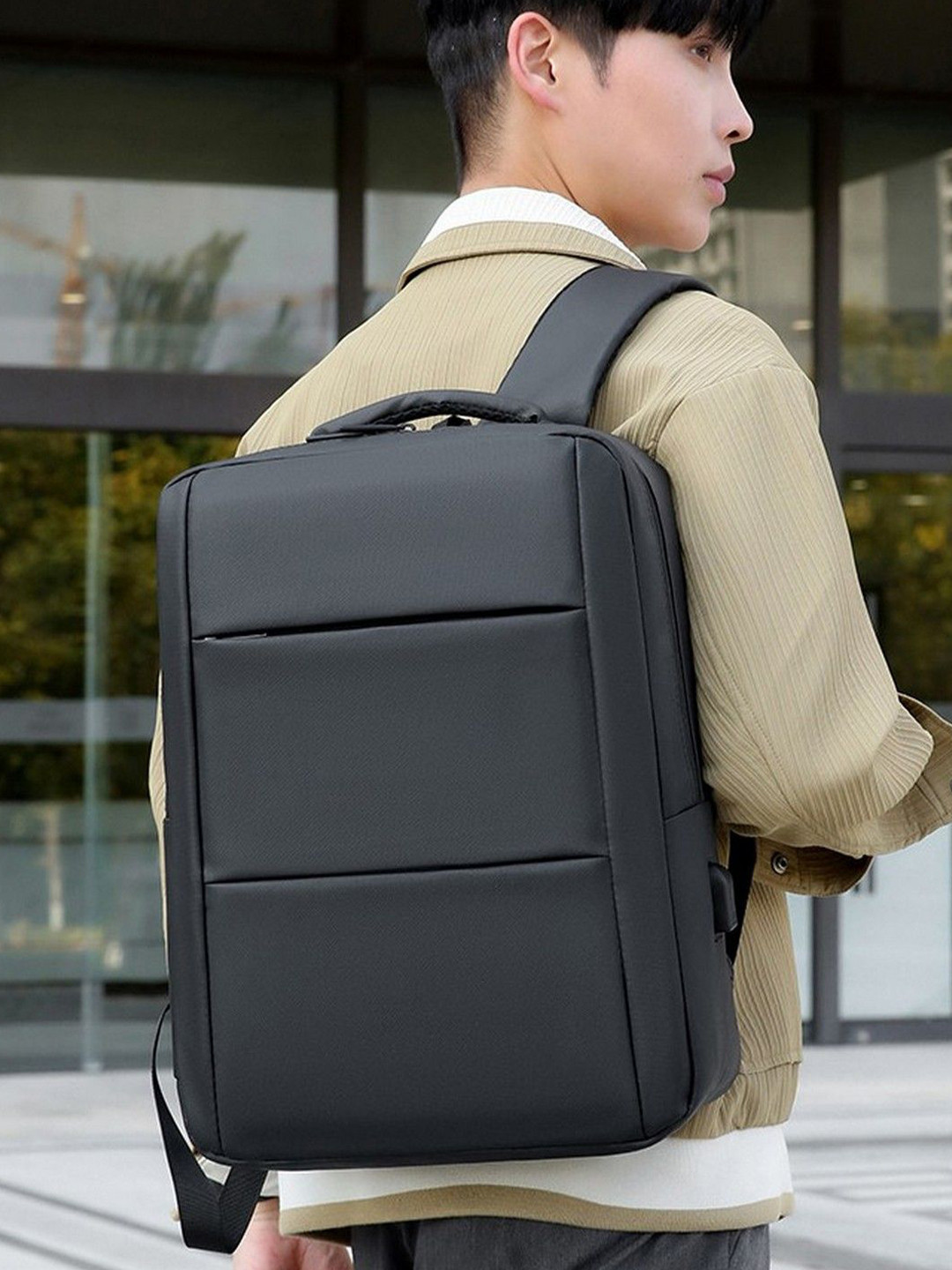 Mast & Harbour Men Executive Urban Commuter Backpack