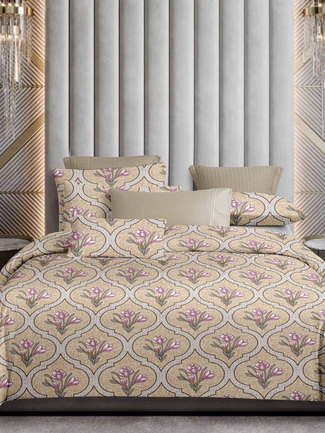 Sleeping Owls Lavender & Cream-Coloured Floral 144 TC Queen Bedsheet with 2 Pillow Covers