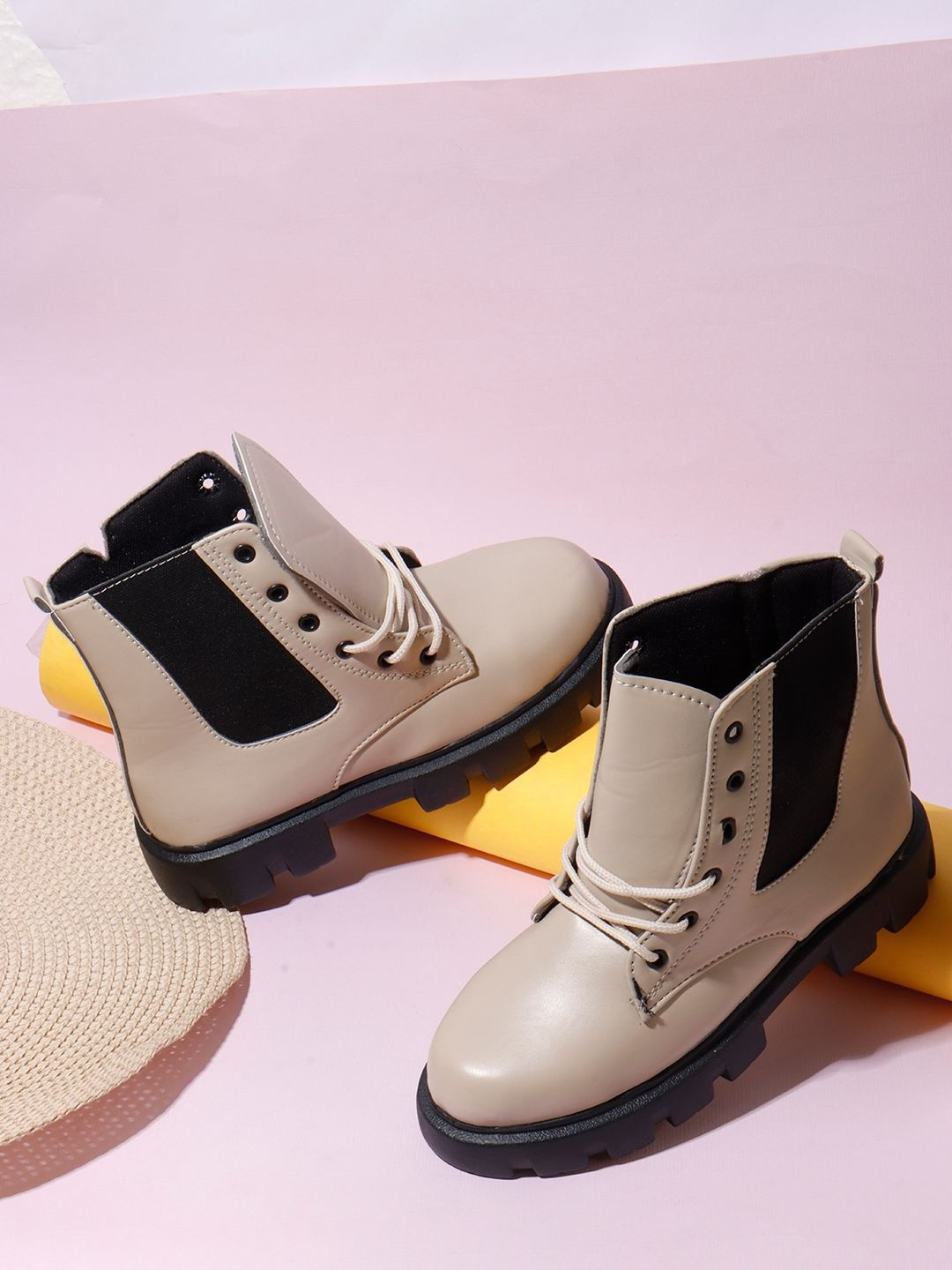 glitchez Women Driving Lace-Ups Shoes