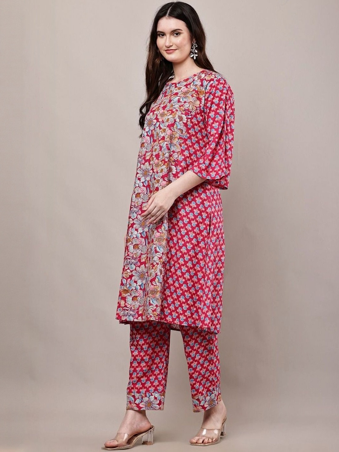 ALIEF COLLECTION Floral Printed Round Neck Pure Cotton Straight Kurta With Trousers