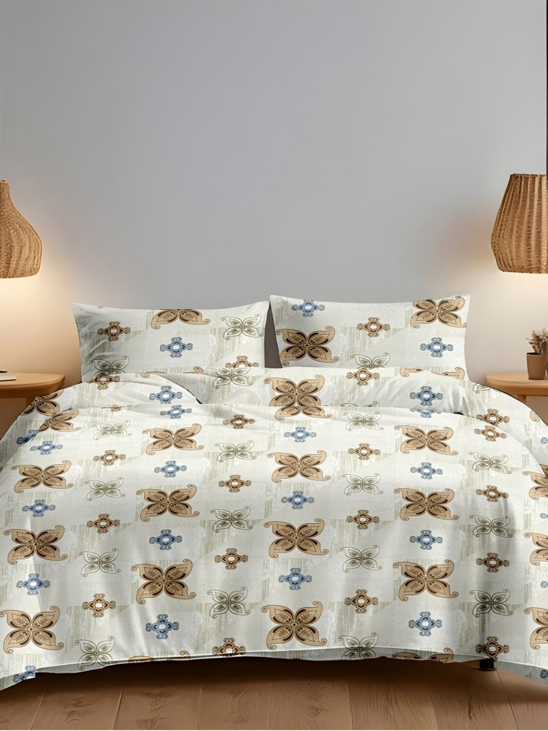 Sleeping Owls Coffee Brown & Cream-Coloured 144 TC Queen Bedsheet with 2 Pillow Covers
