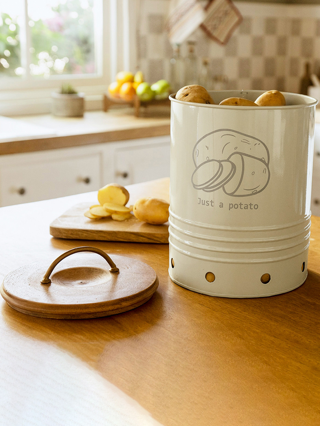 Ellementry Beige Typography Metal Clip-On Canister-700ml