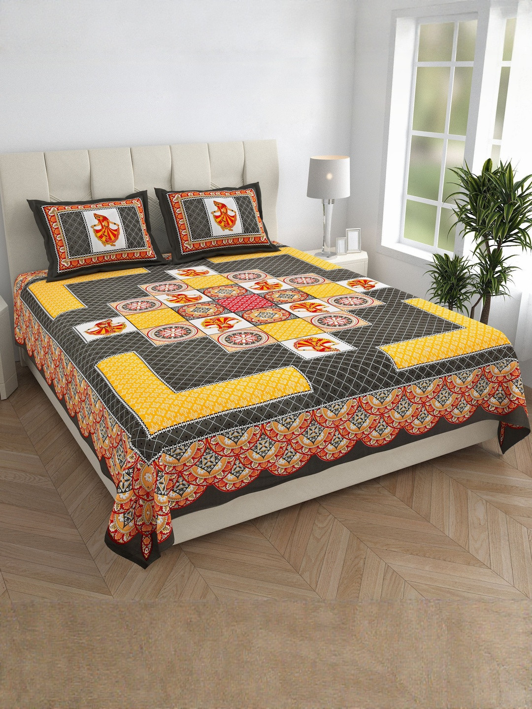 ABHACLOTHO Brown & Yellow Printed Cotton 144 TC Double Bedsheet Set 2.10 m x 2.35 m