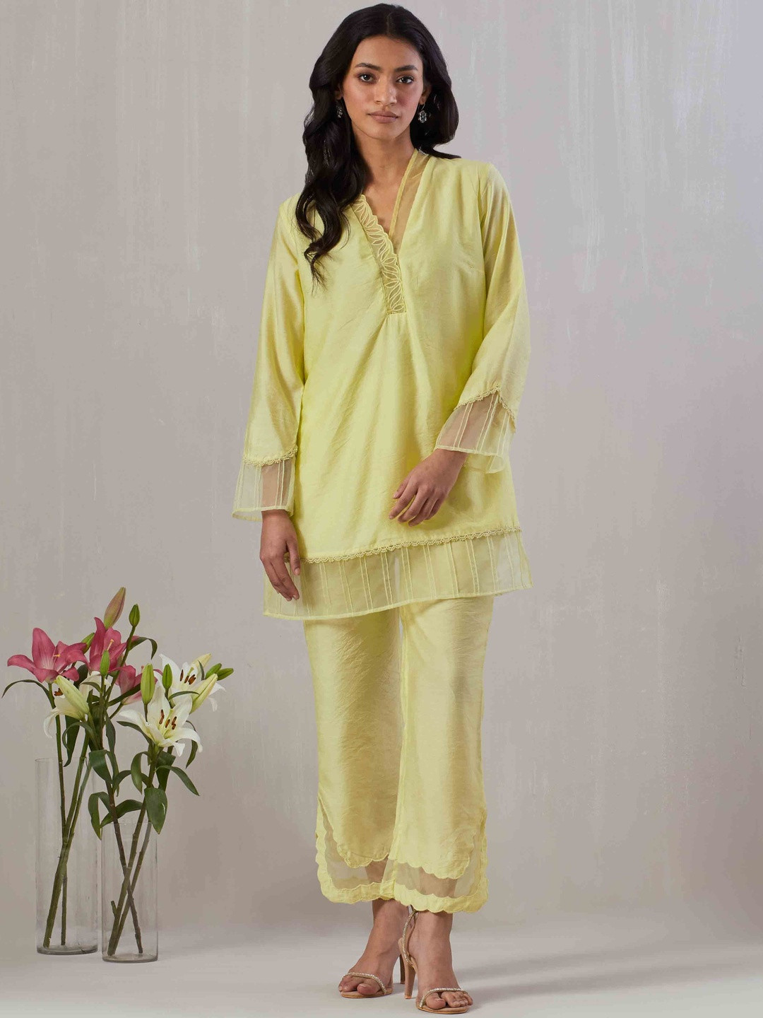 GRASS & SUNSHINE V-Neck Chanderi Tunic With Palazzo
