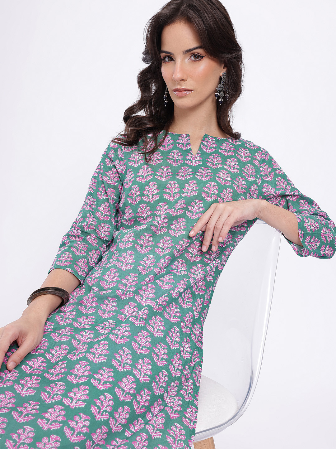Anouk Rustic Pure Cotton Notched Round Ethnic Motifs Printed Kurta