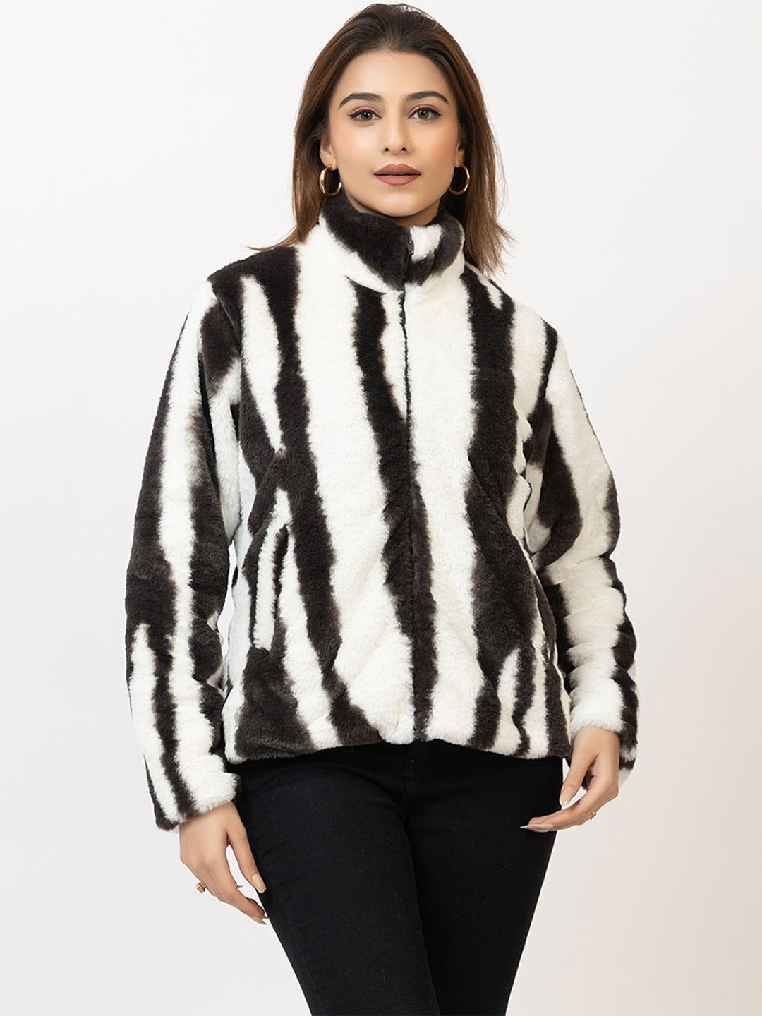 Amoldo Women Mock Collar Animal Printed Lightweight Sherpa Jacket
