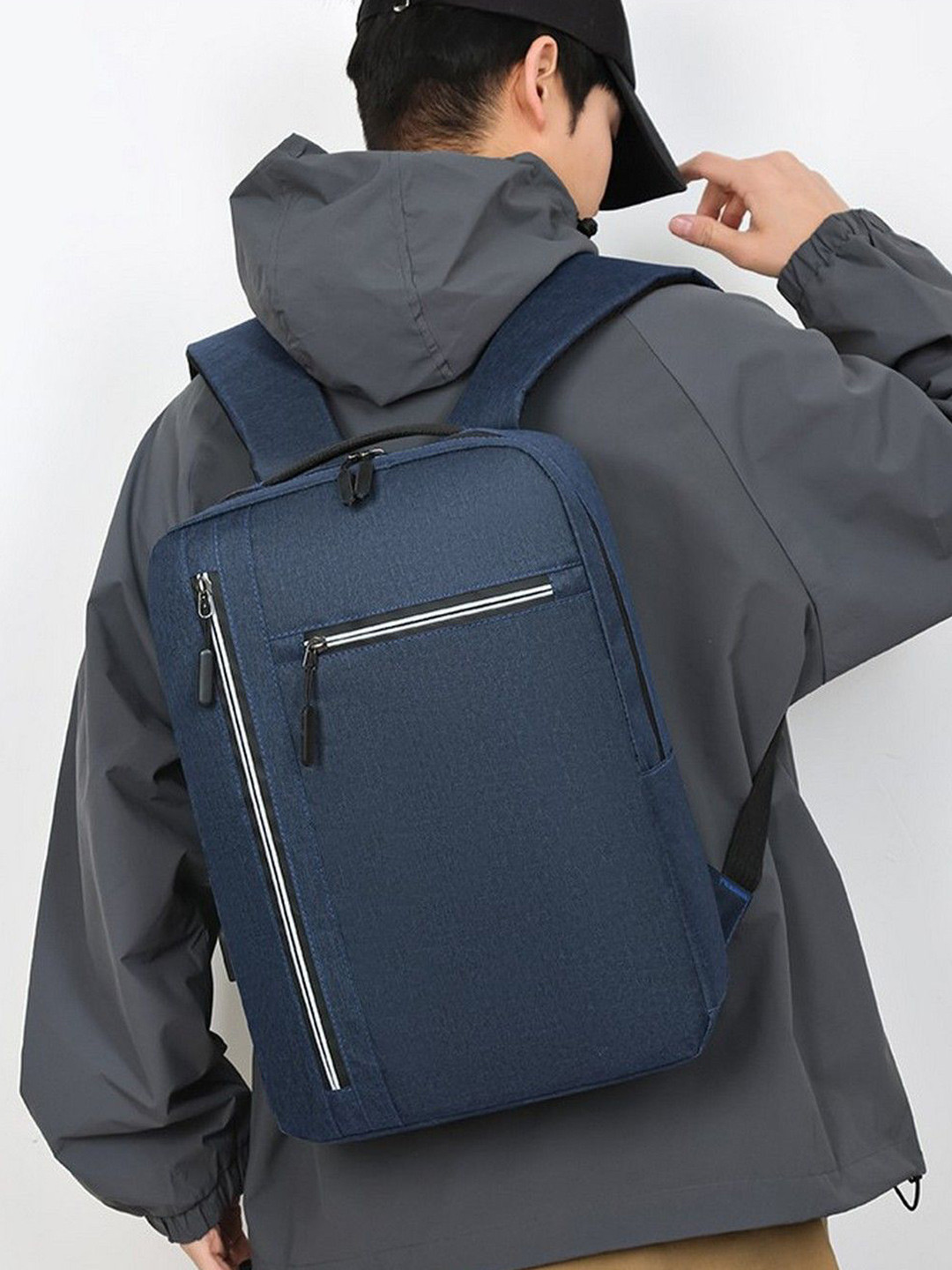 Mast & Harbour Men Solid Urban Padded Commuter Backpack 23L