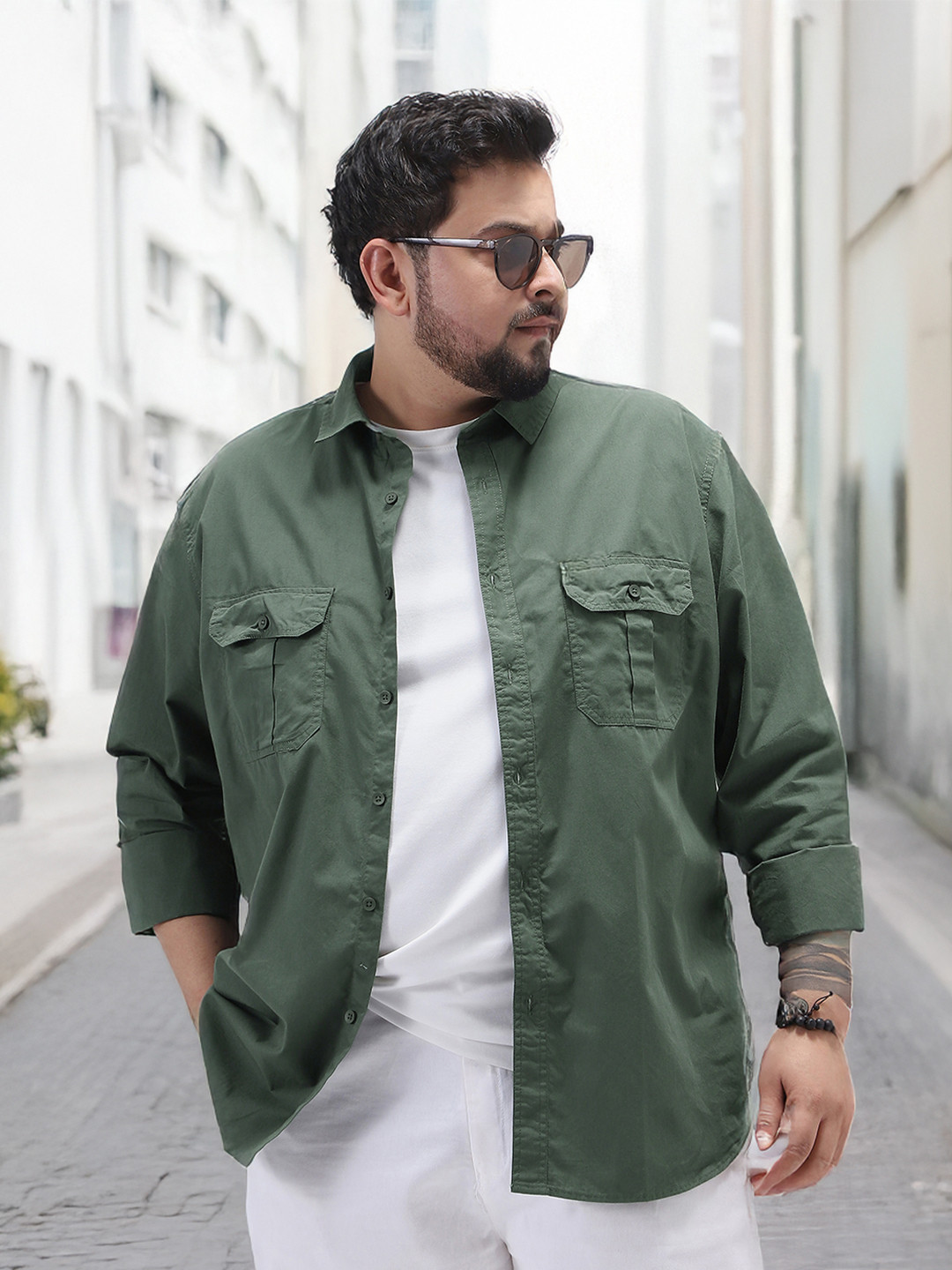 Urbano Plus Men Green Cotton Long Sleeve Regular Fit Casual Solid Shirt