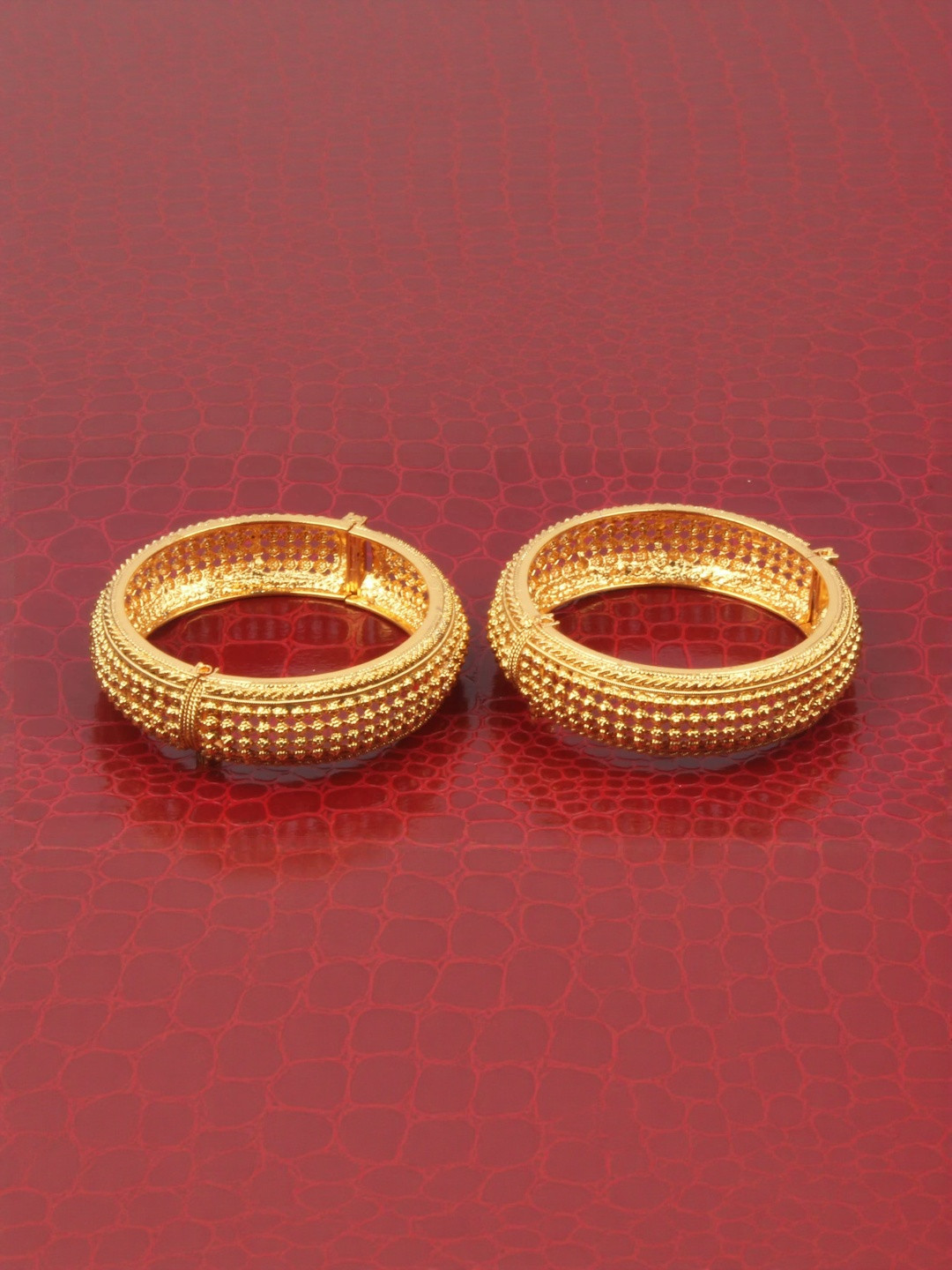 Shiv Jewels Set Of 2 Gold-Plated Textured Polki Bangles
