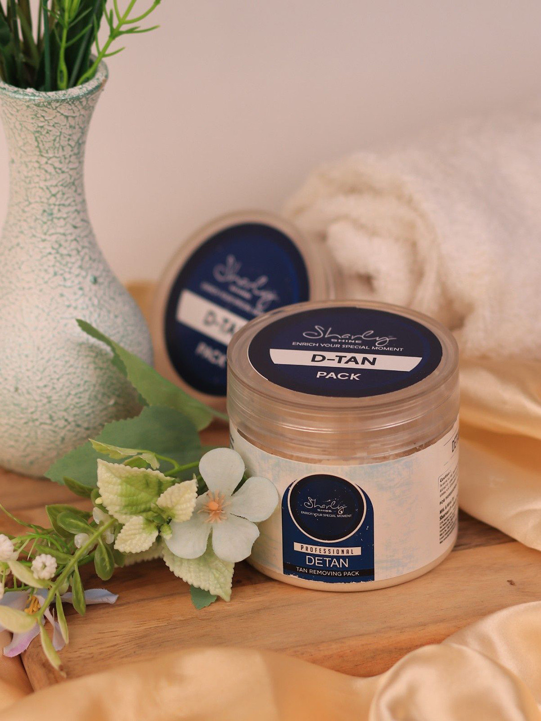 Sharly Shine De-Tan Tan Removing Pack With Niacinamide - 300 g