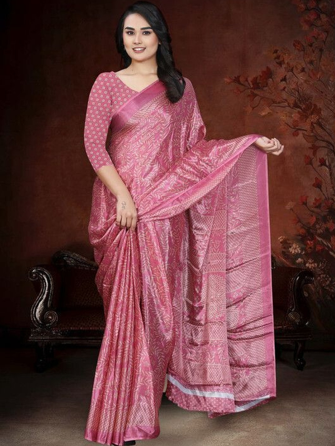 Jihana Fab Ethnic Motifs Woven Design Zari Saree with Unstitched Blouse Piece