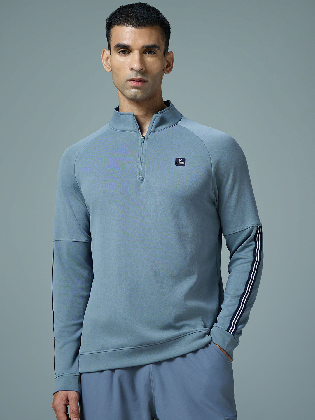 Technosport Men Solid Slim Fit Mock Neck Sports Pullover Sweatshirt