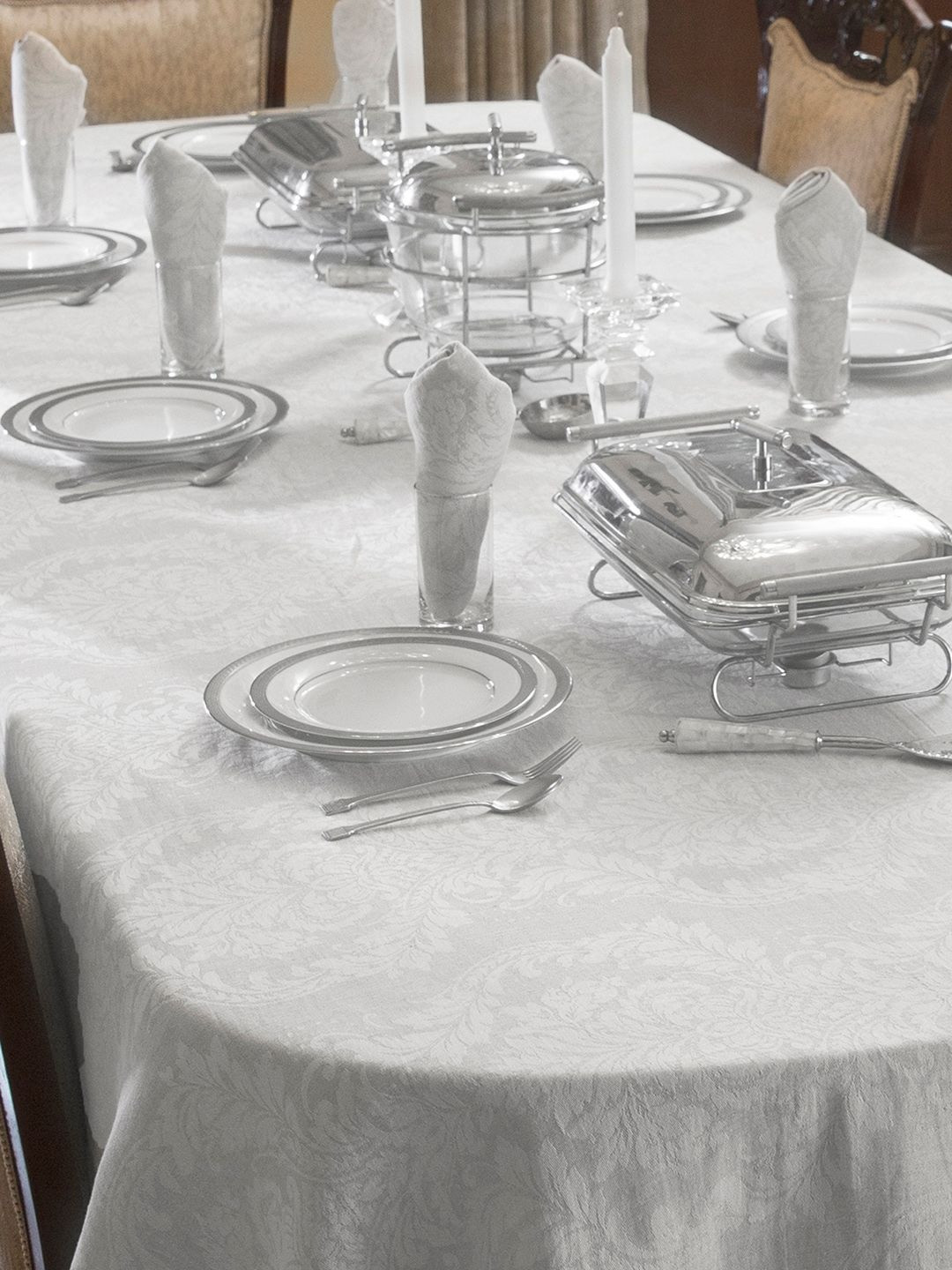 MASPAR White Set of 9 Floral Cotton 6-Seater Table Cover