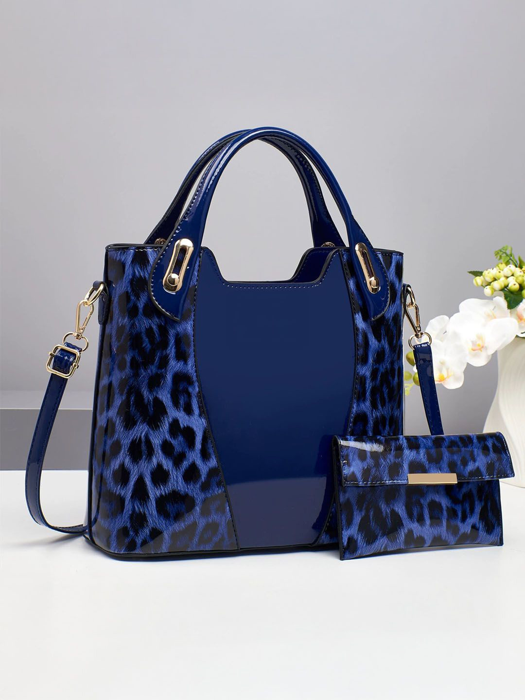 StyleCast Animal Printed Shopper Handheld Bag With Pouch