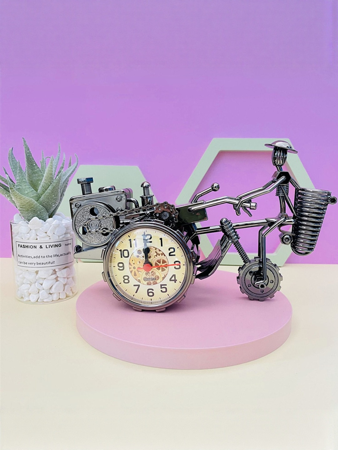 DEALSEVEN FASHION Black & White Vintage Alarm Clock