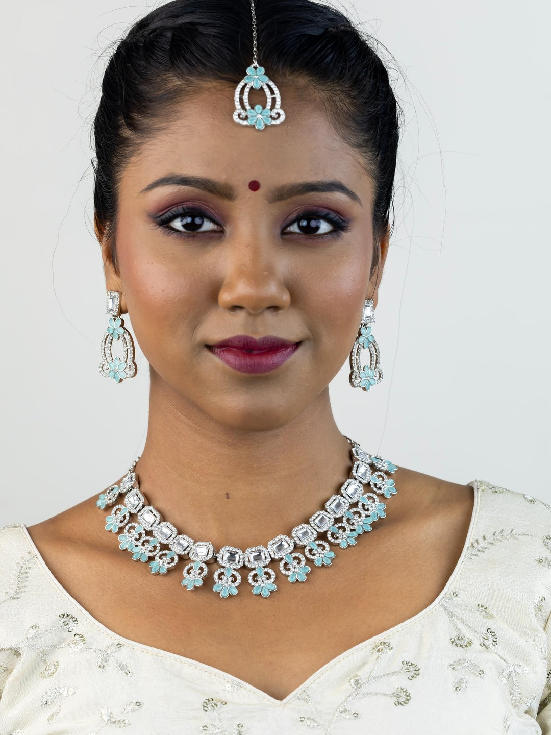 Kulin Women Gold-plated Jewellery Set & Maang Tikka