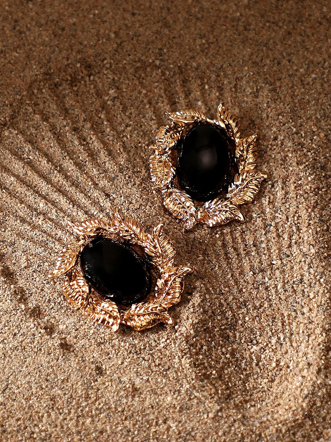SOHI Gold-Plated Victorian-Foliage Floral Studs
