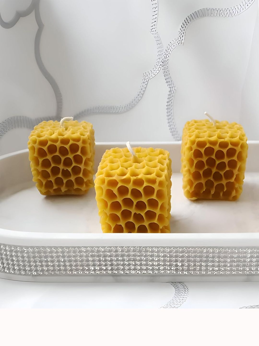 atorakushon 3 Pieces Yellow Honeycomb Scented Soy Wax Candles