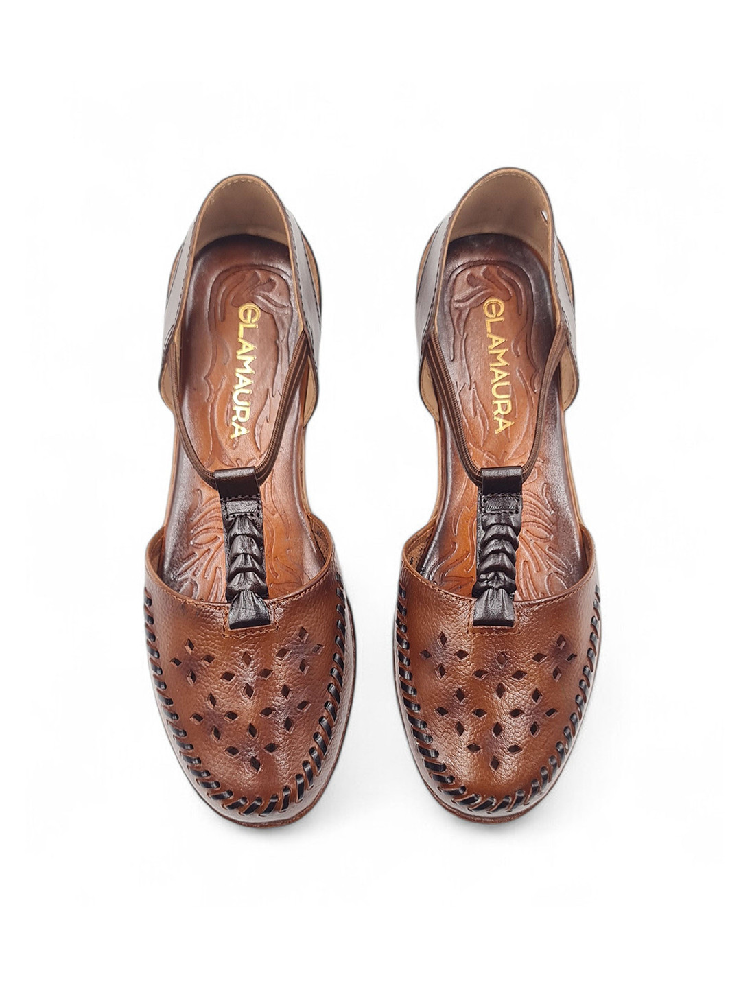 GLAMAURA Women Leather Woven Design Ethnic Jutti Style Flats