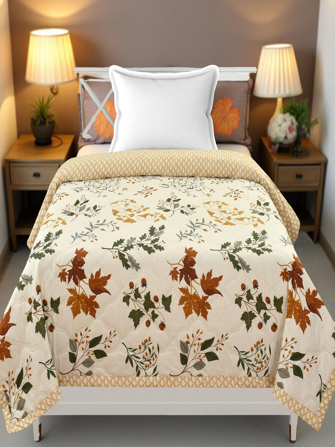 Aura Cream & Brown Leaf Printed AC Room 233 GSM Ultra Sonic Cotton Comforter