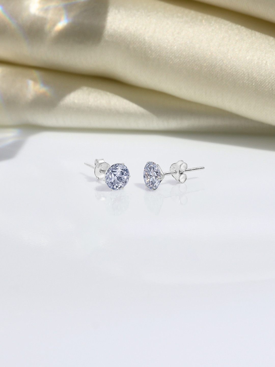 HighSpark 92.5 Silver Cubic Zirconia Studded Round Studs Earrings - 6mm