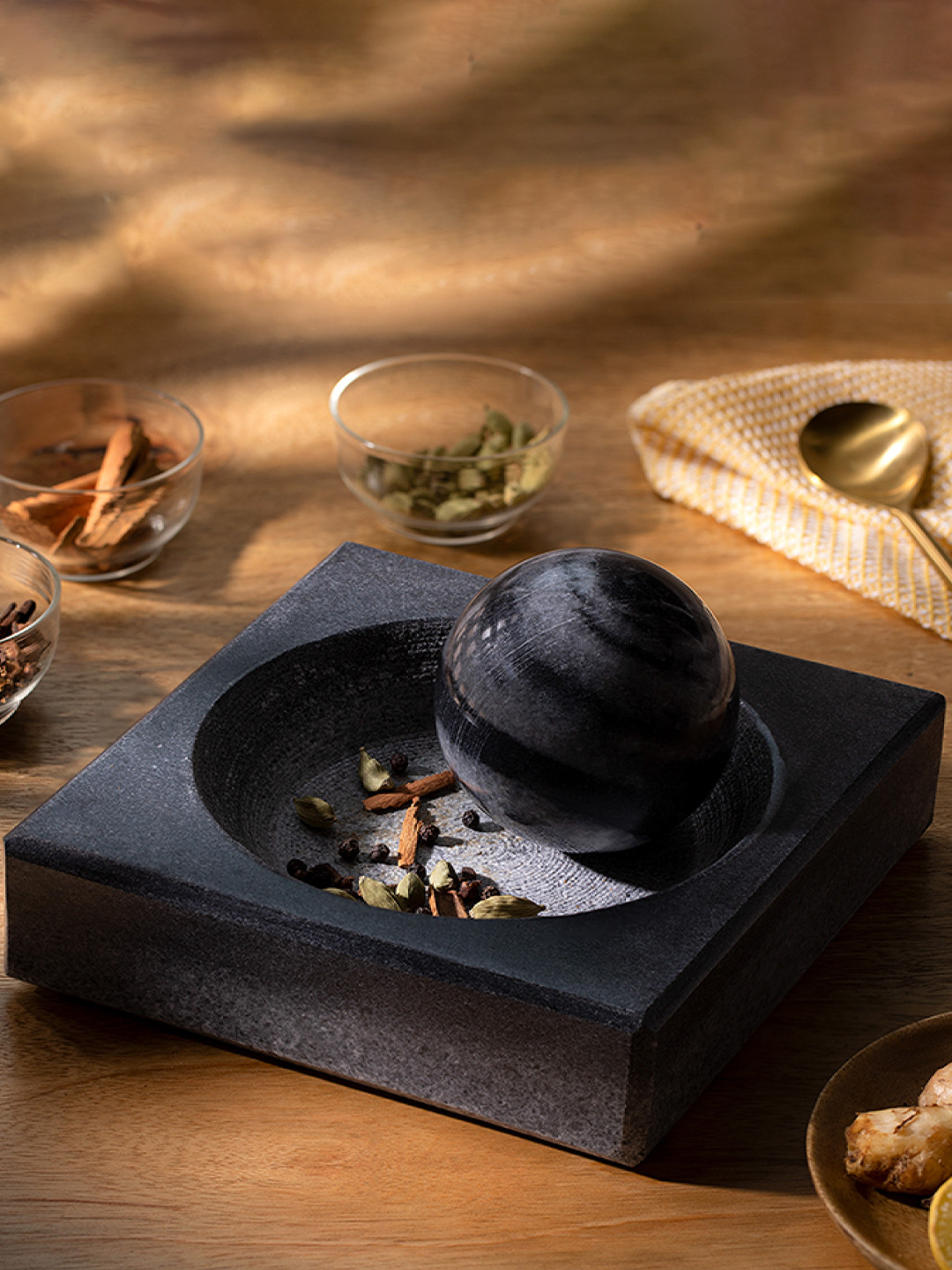 ellementry Grey Erebus Marble Mortar & Pestle