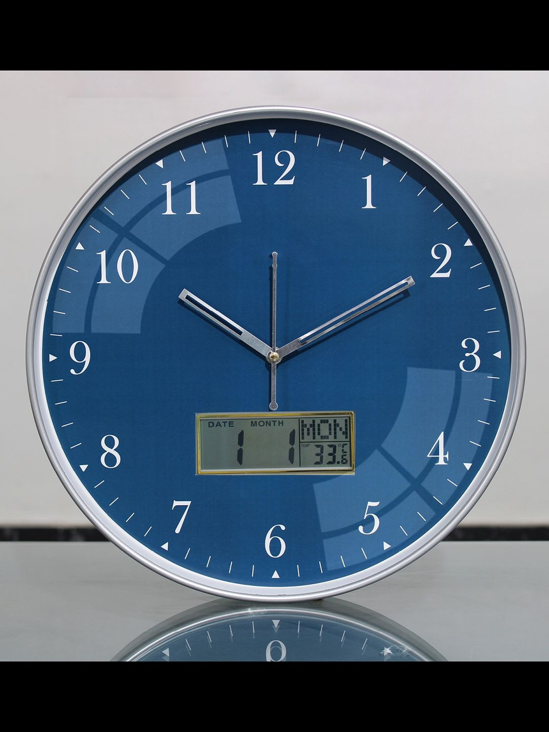 RANDOM Sweep Silent Digital Temperature LCD Display Dual Time Clock