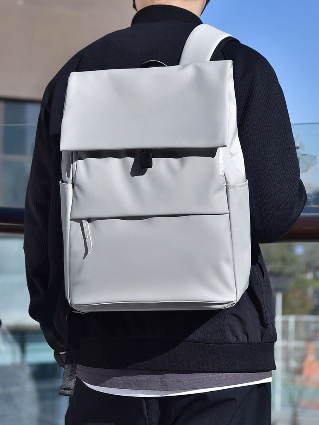 Mast & Harbour Men Executive Urban Commuter Padded Medium Backpack
