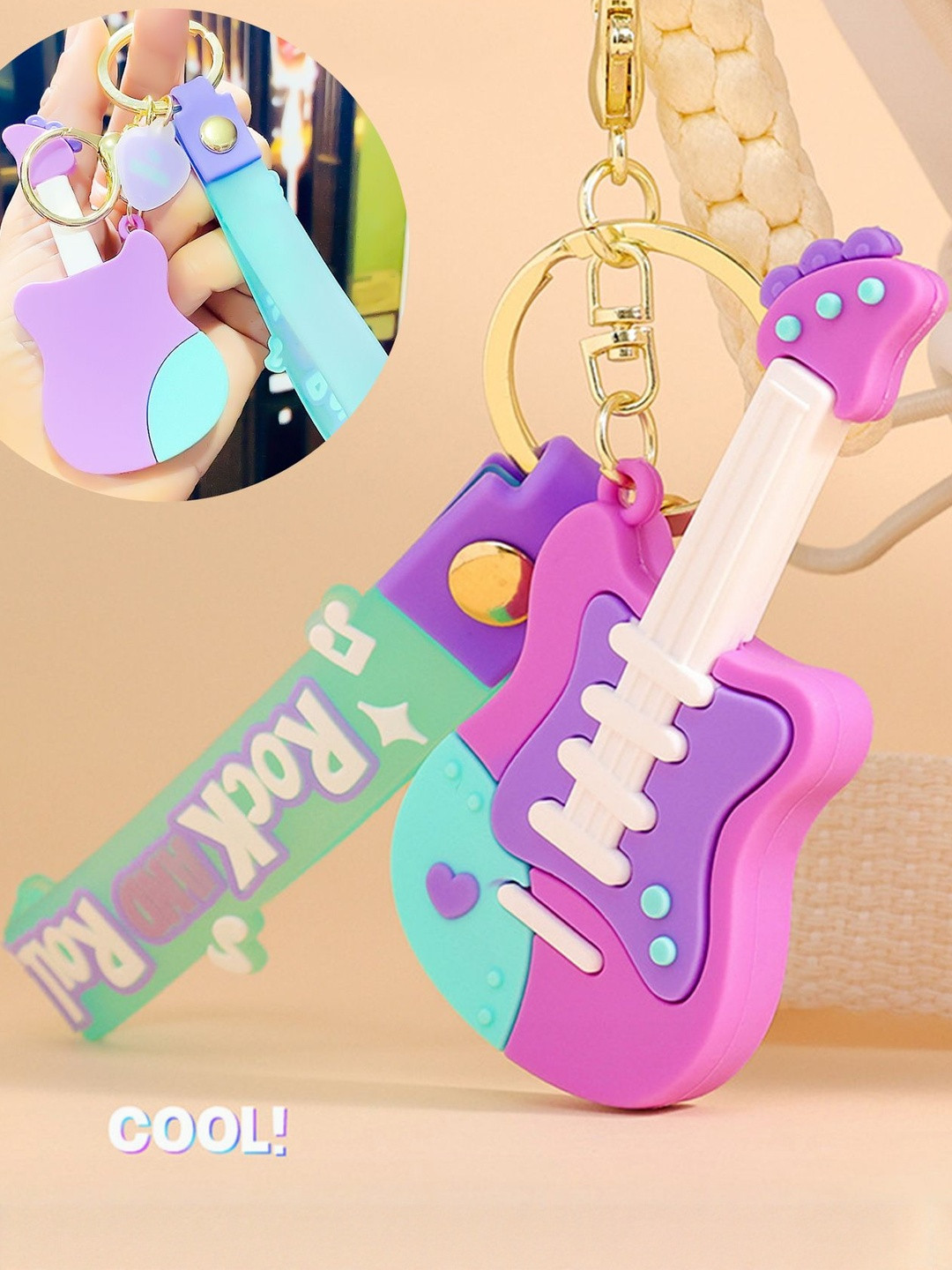 Spiaty Charming Mini Guitar Key chain