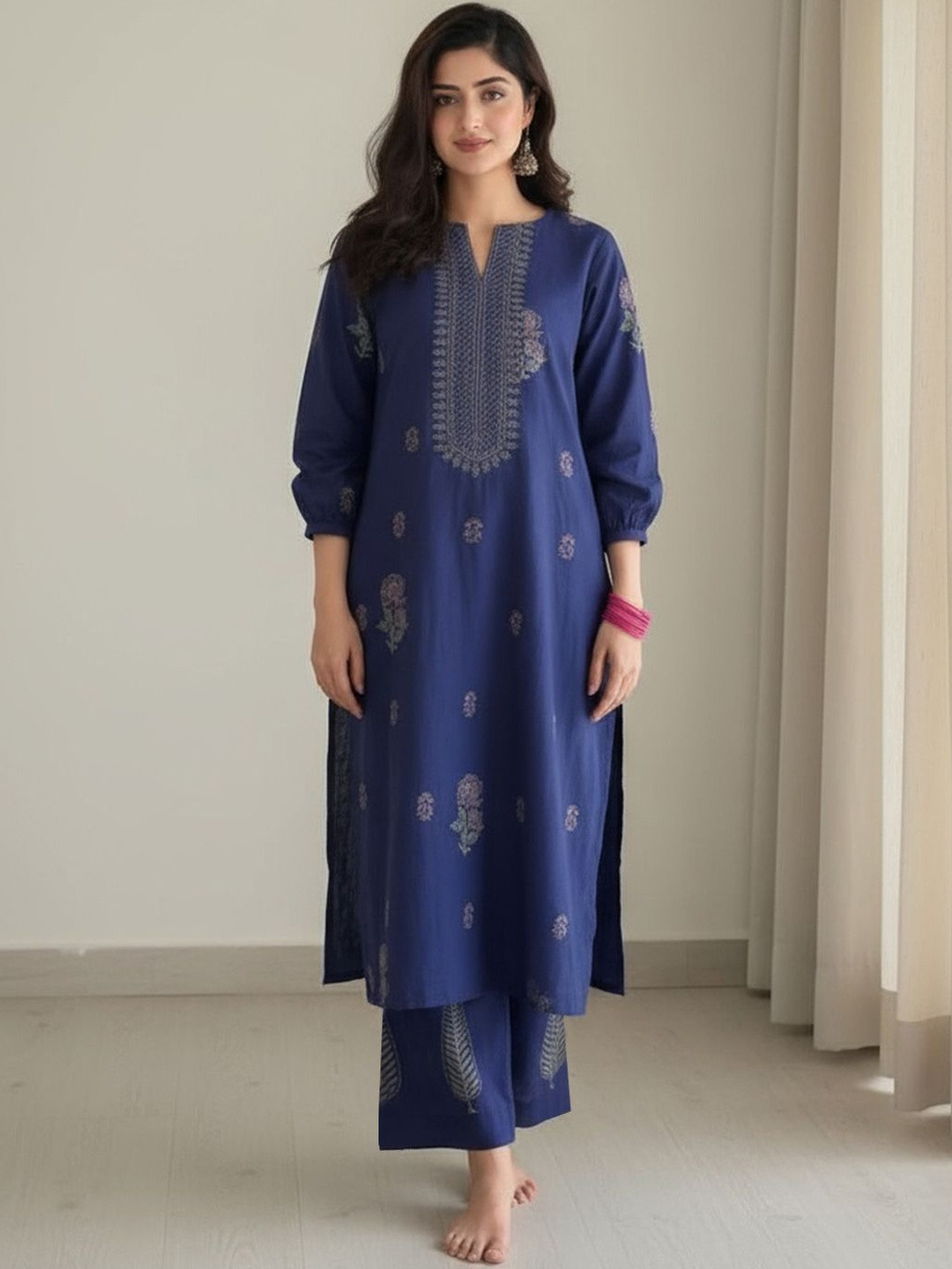 Aaghnya Floral Printed V-Neck Three-Quarter Sleeves Straight Kurta With Palazzos