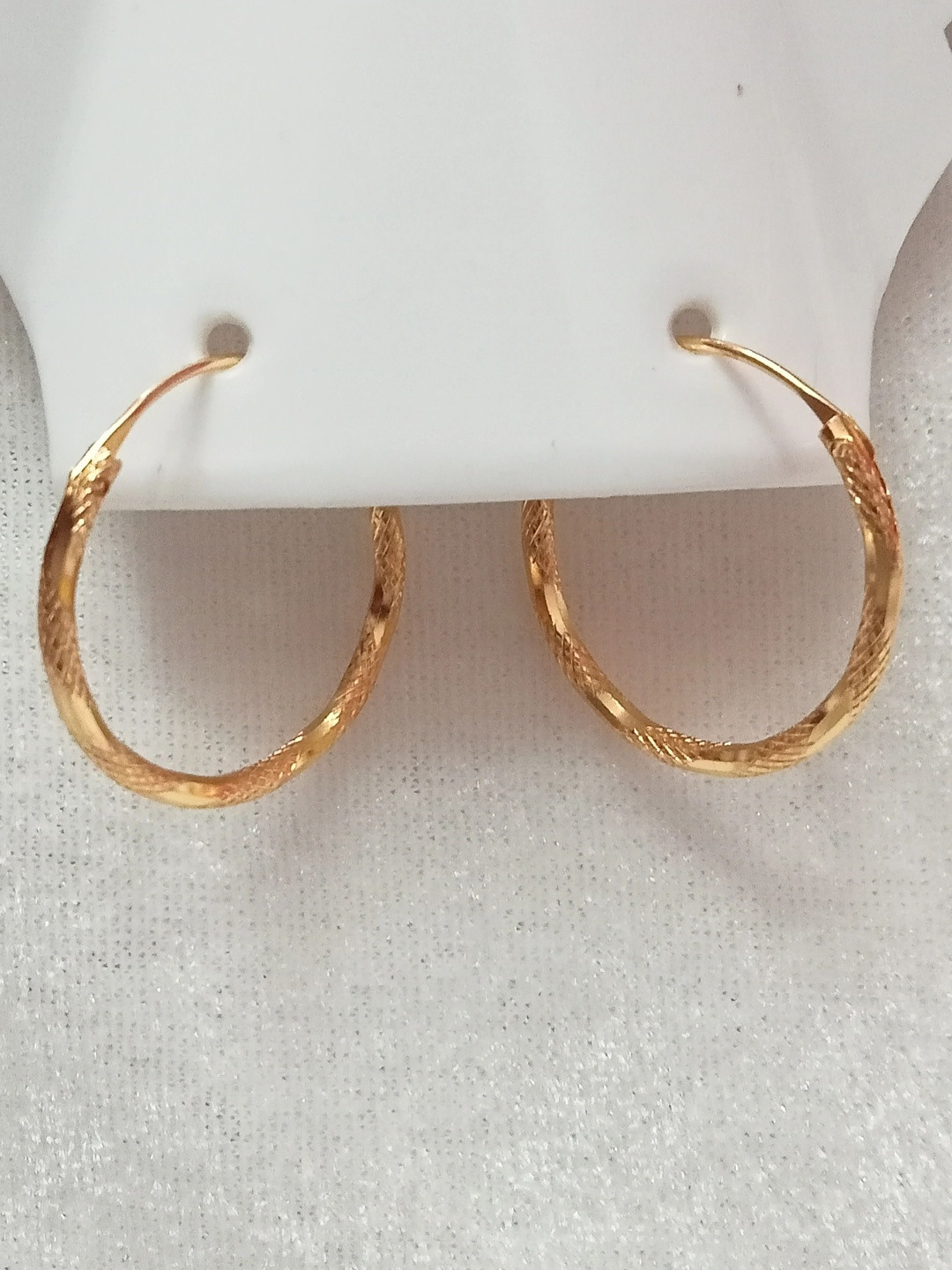 Floky Gold-Plated Circular Hoop Earrings