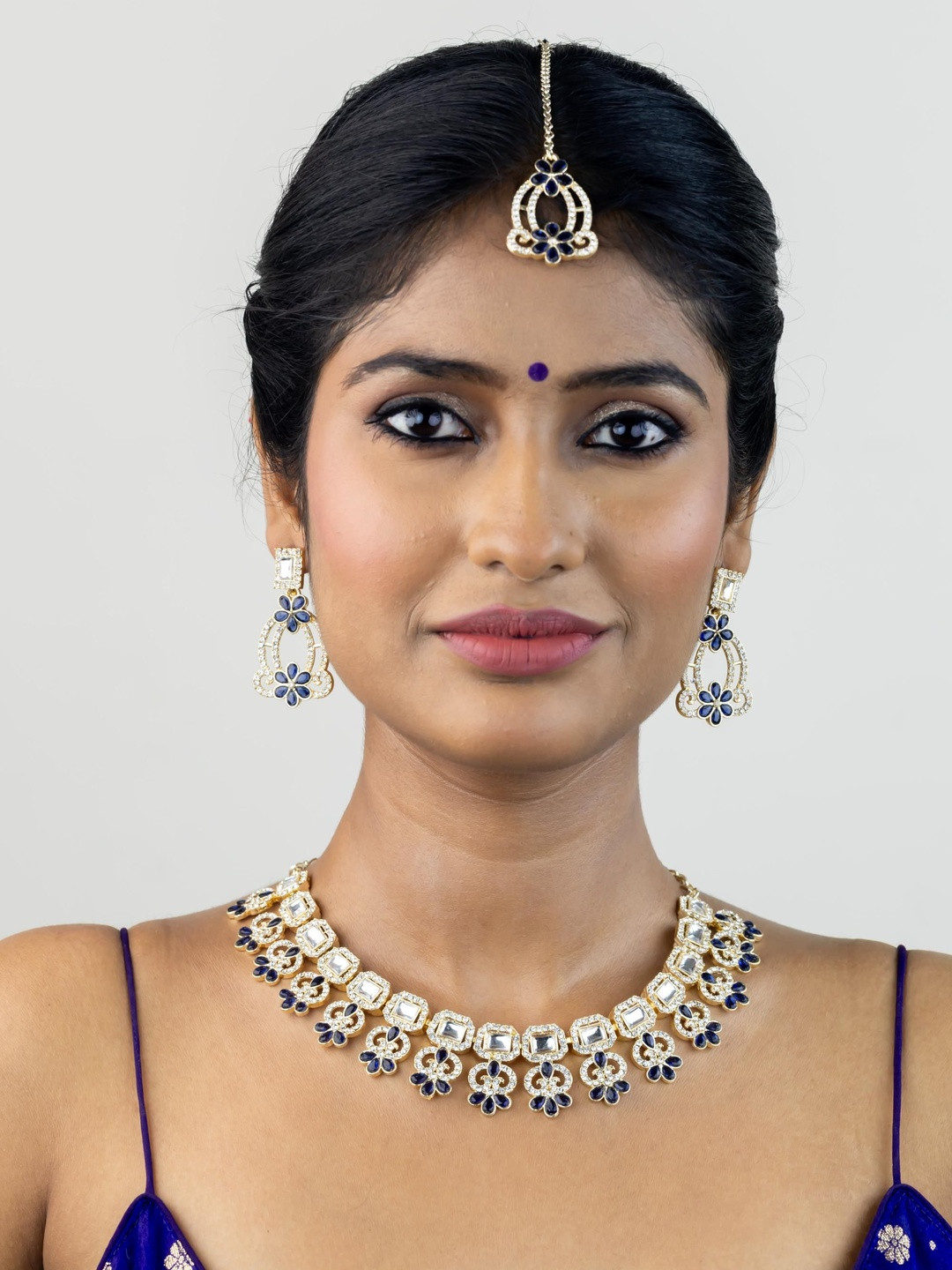 Kulin Elegant Floral Design Gold-plated  Necklace Set with Earrings and  Maang Tikka