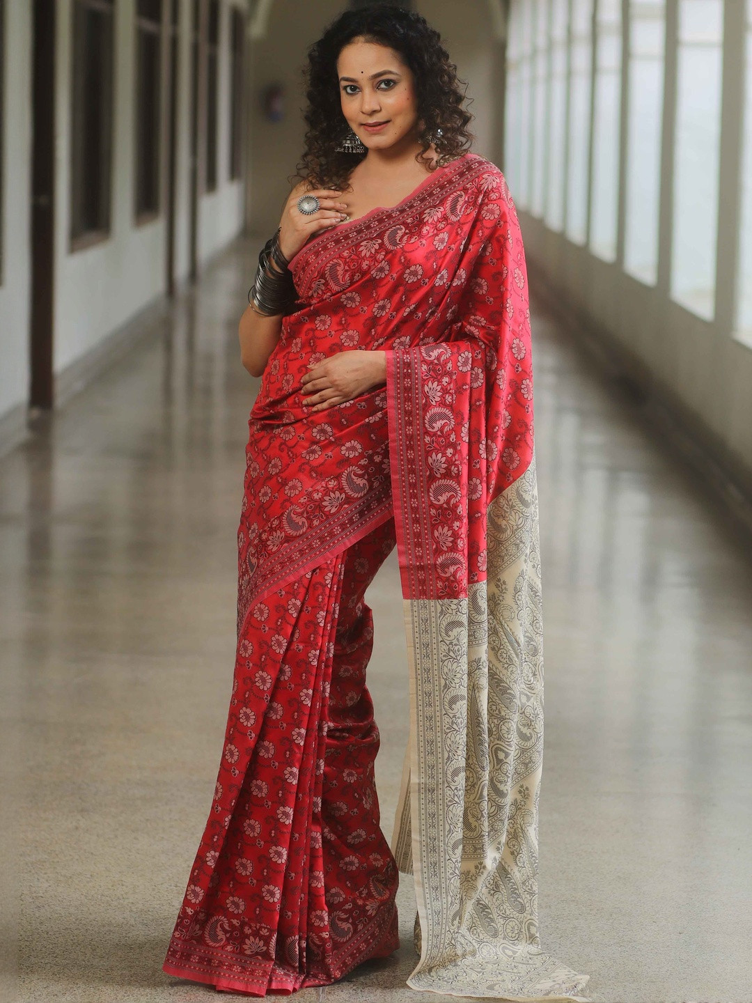Banarasee Ethnic Motifs Woven Design Patola Saree With Woven Design Border