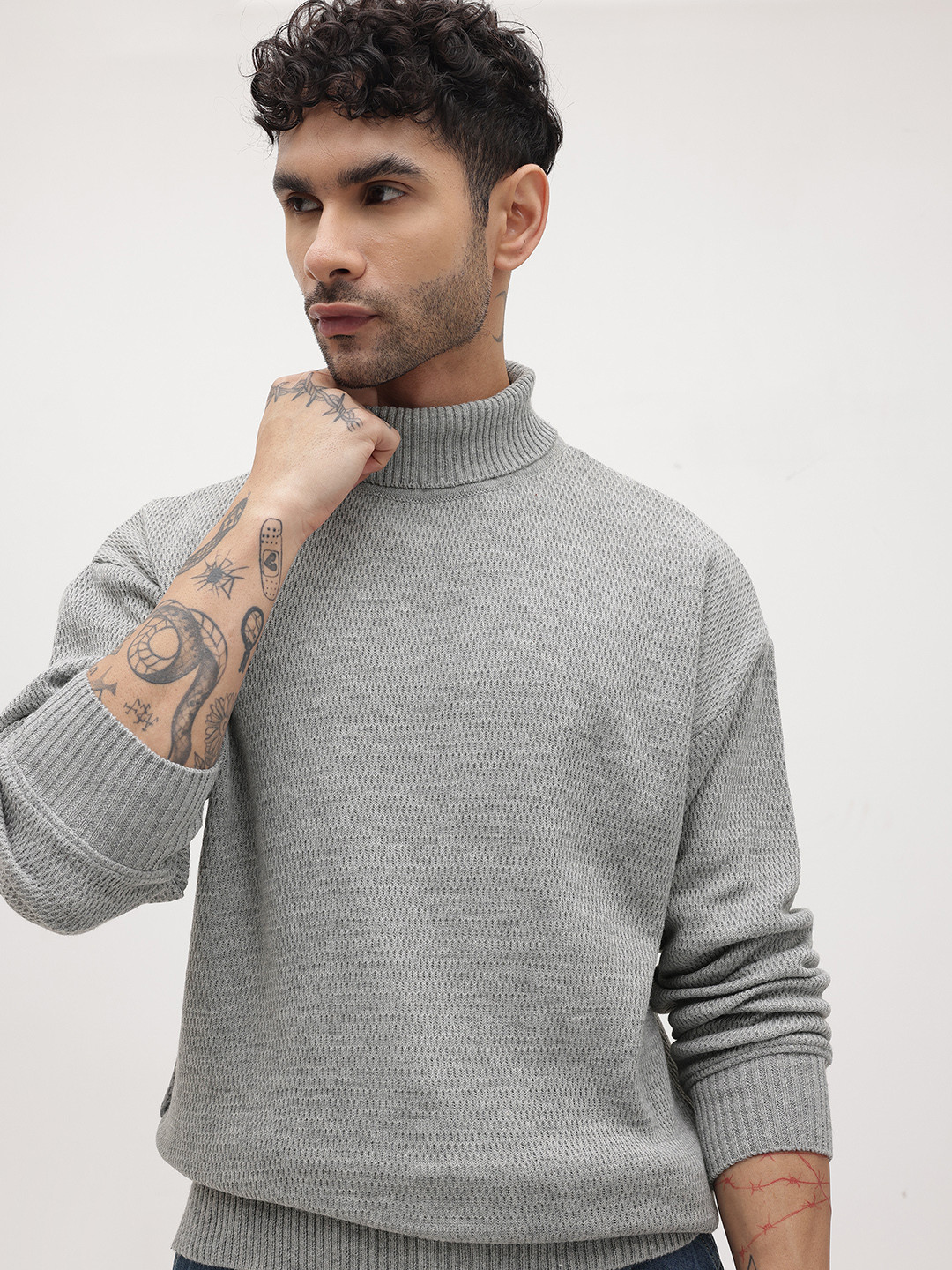 The Roadster Life Co. Self Design Drop-Shoulder Sleeves Turtle Neck Pullover