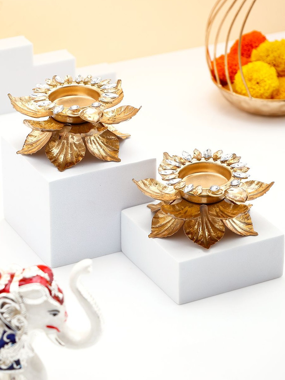 Leaves Handcrafted Pack of 2 Gold-toned Metal Diya