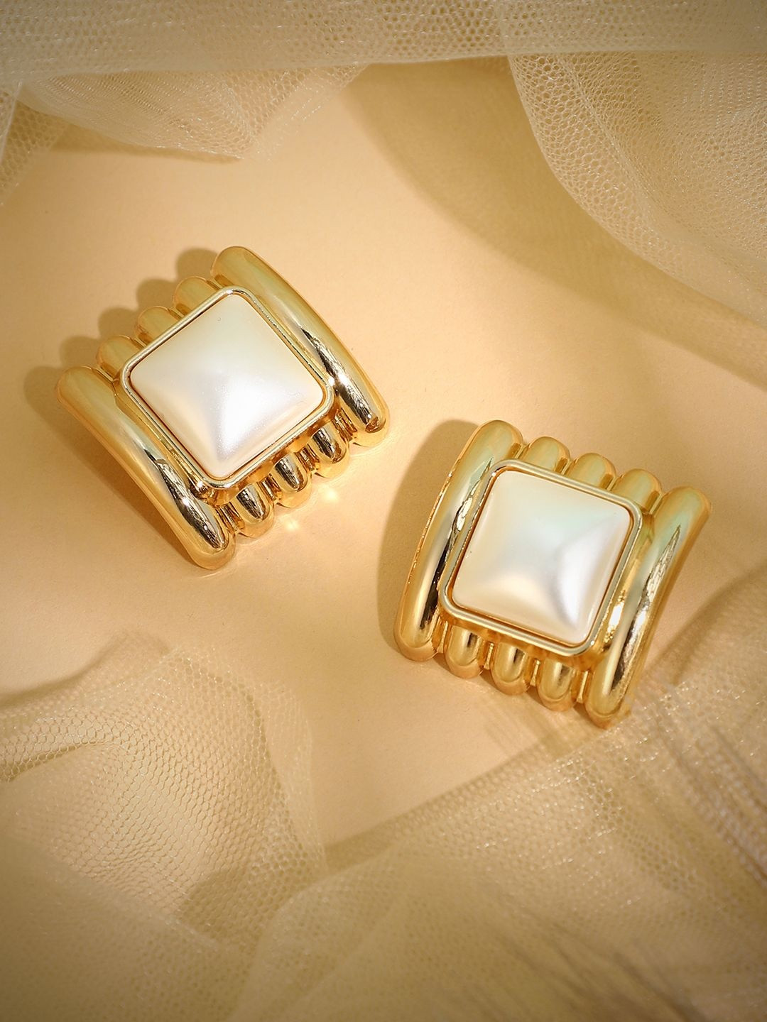 SOHI Gold-Plated Ribbed-Diane Pearls Studded Studs Earrings