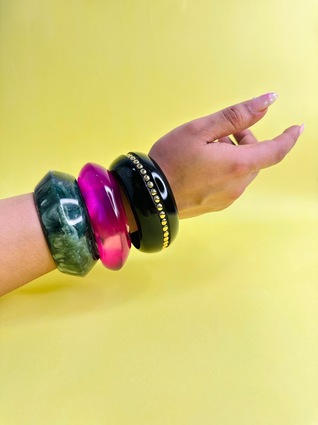 TAG 7 Set Of 3 Brass Detail Resin Bangles