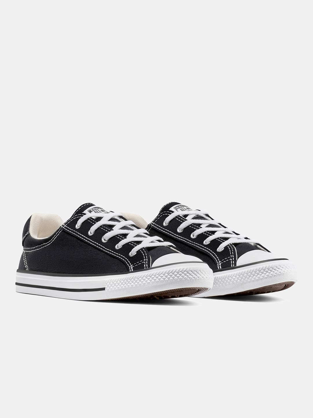 Converse Women Dainty Lucky Round Toe Canvas Low Top Sneakers