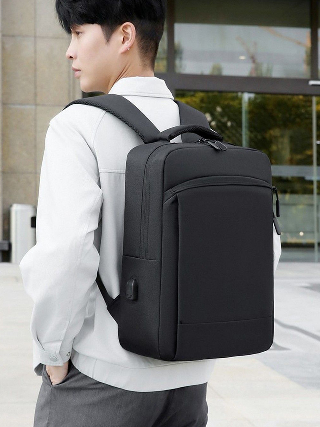 Mast & Harbour Men Executive USB Charging Port Urban Commuter Backpack