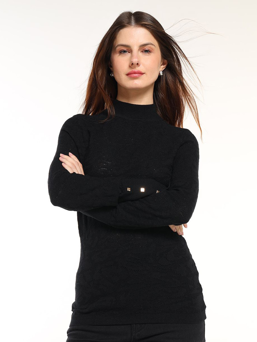 COVER STORY Round Neck Long Sleeves Cable Knit Pullover