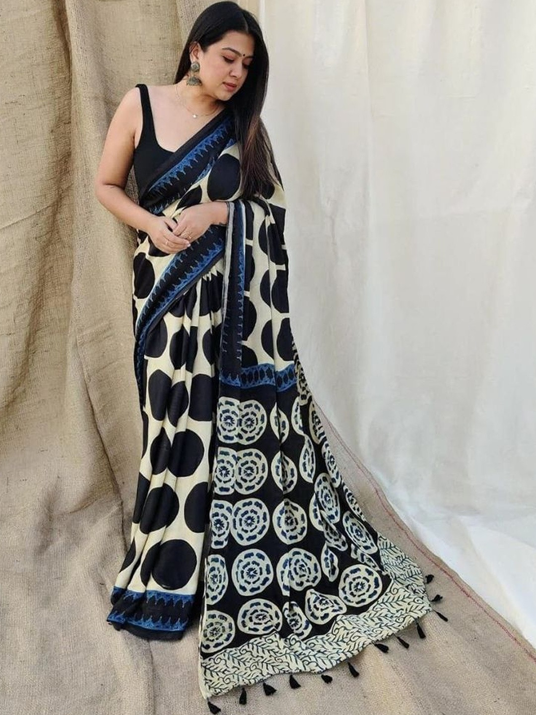 ASISA Women Polka Dot Digital Printed Satin Saree with Blouse Piece