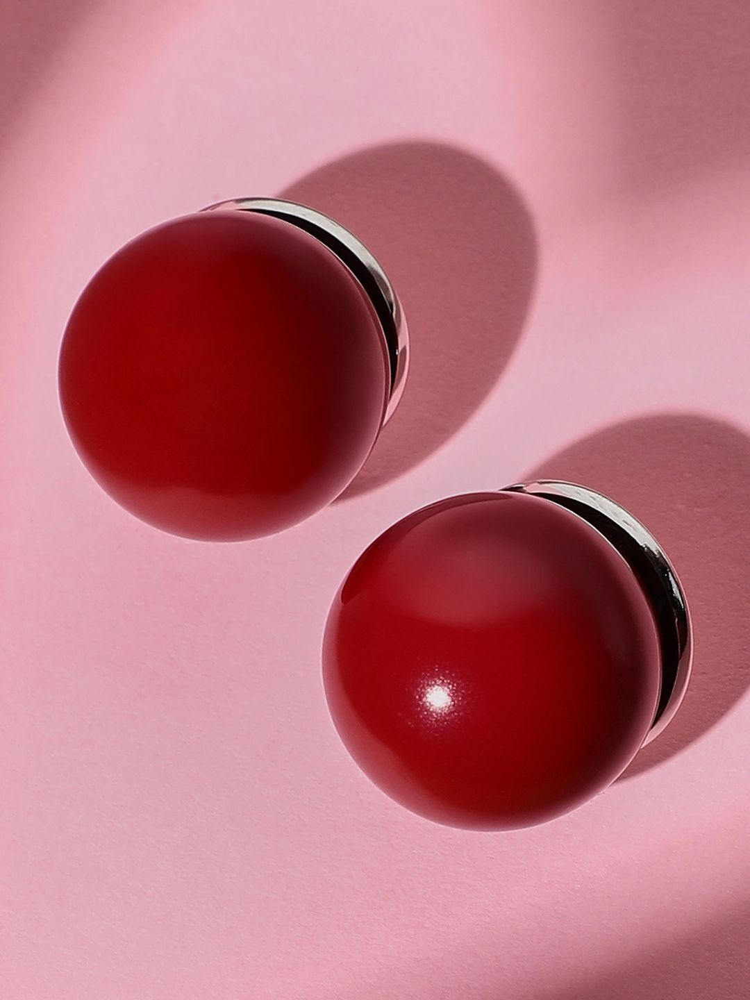 SOHI The Chunky-Jacqueline Silver-Plated Studs Earrings