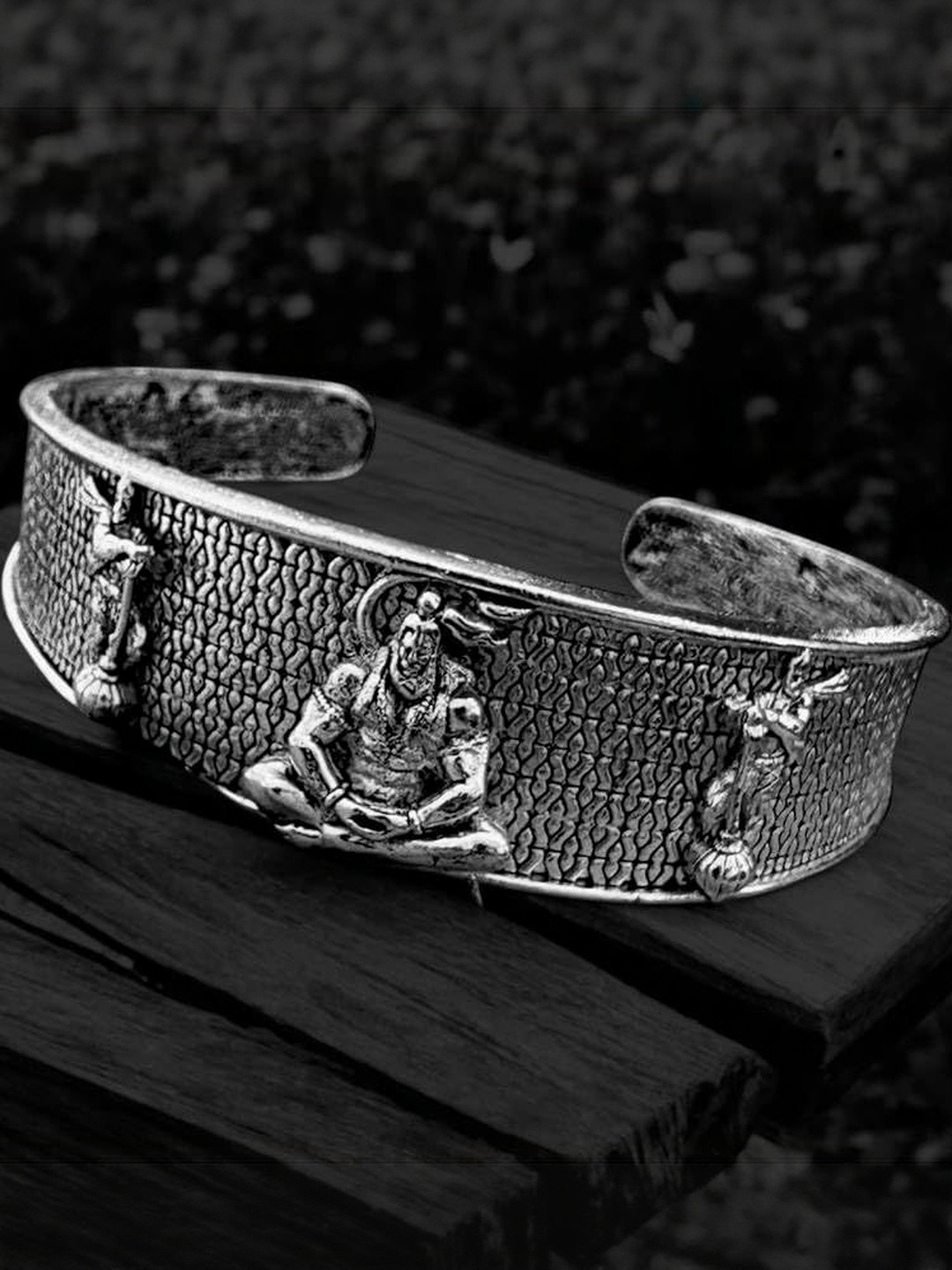 Lovemi Movements Women Oxidised Kada Bracelet