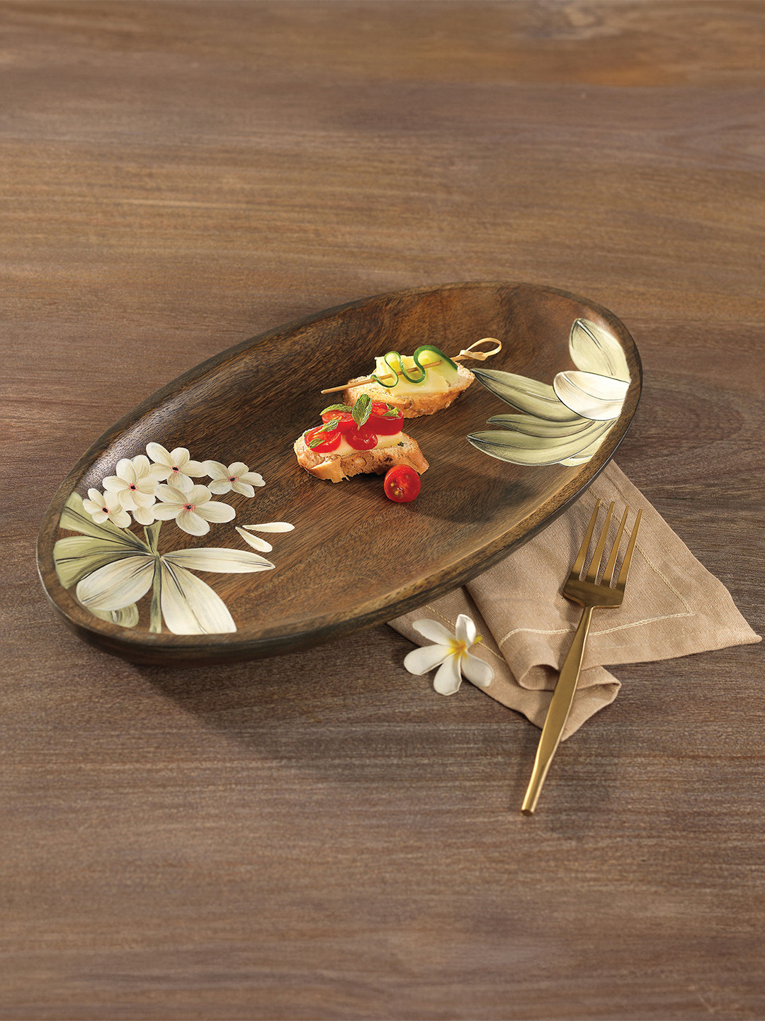 ellementry Brown Large Frangipani Oval Wooden Platter