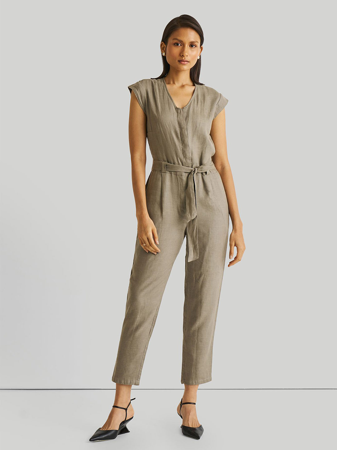 Reistor Women V-Neck Short Sleeves Basic Jumpsuit