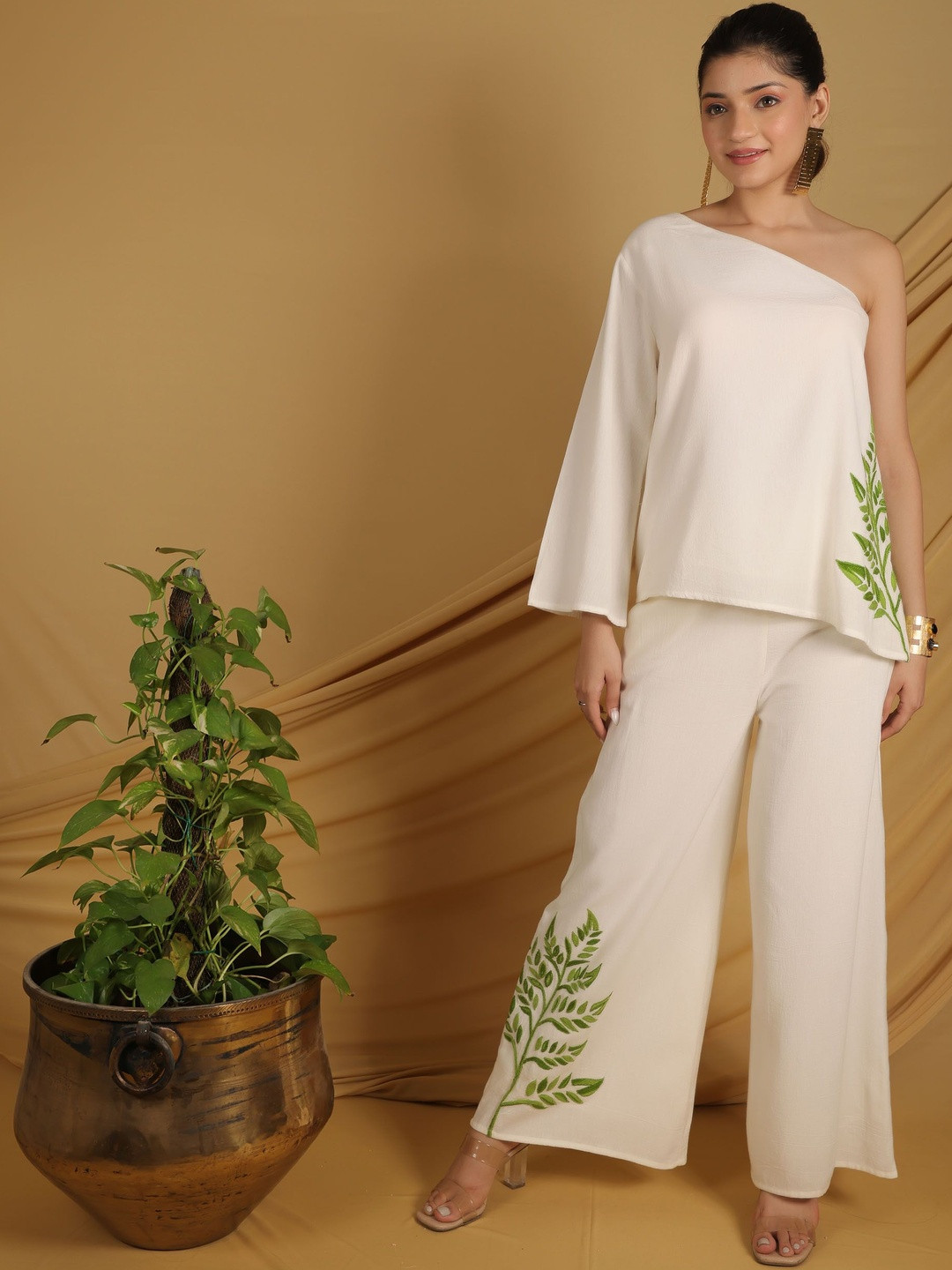 GRASS & SUNSHINE Leaf Printed One Shoulder Top With Trousers