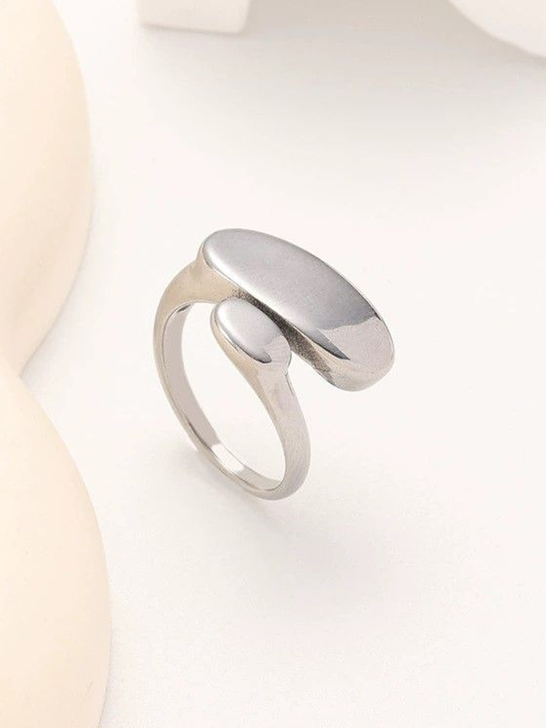 Just Lil Things Minimalist Silver Open Ring with Oval Accents