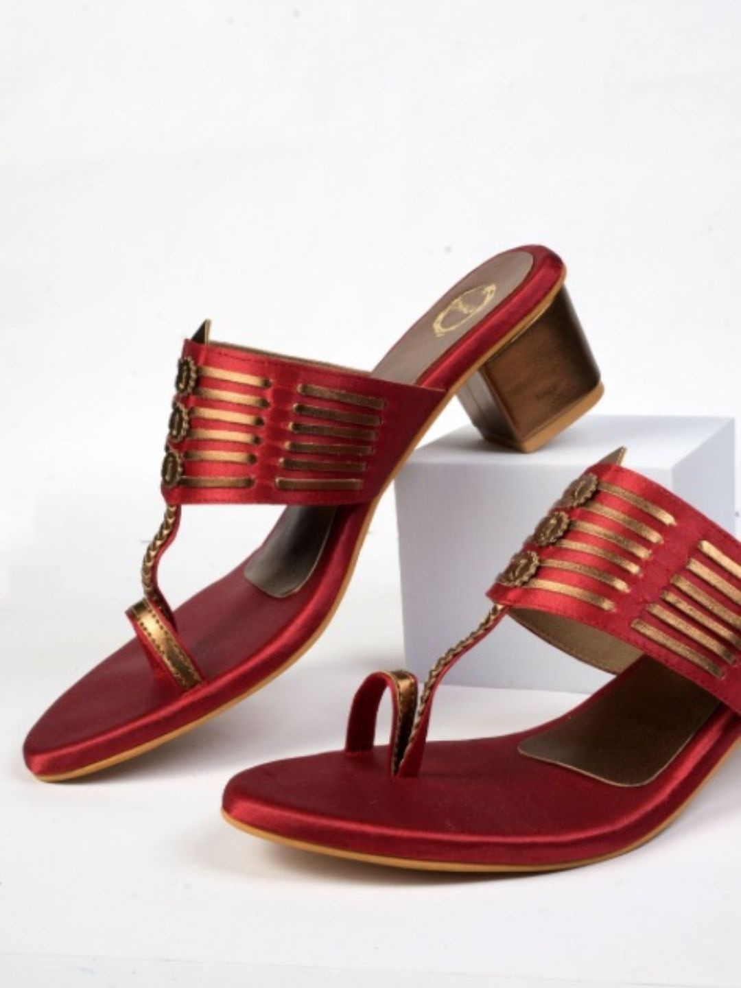 Dhaga Women Maroon and Anqtique Gold Embellished Block Heel Kolhapuri
