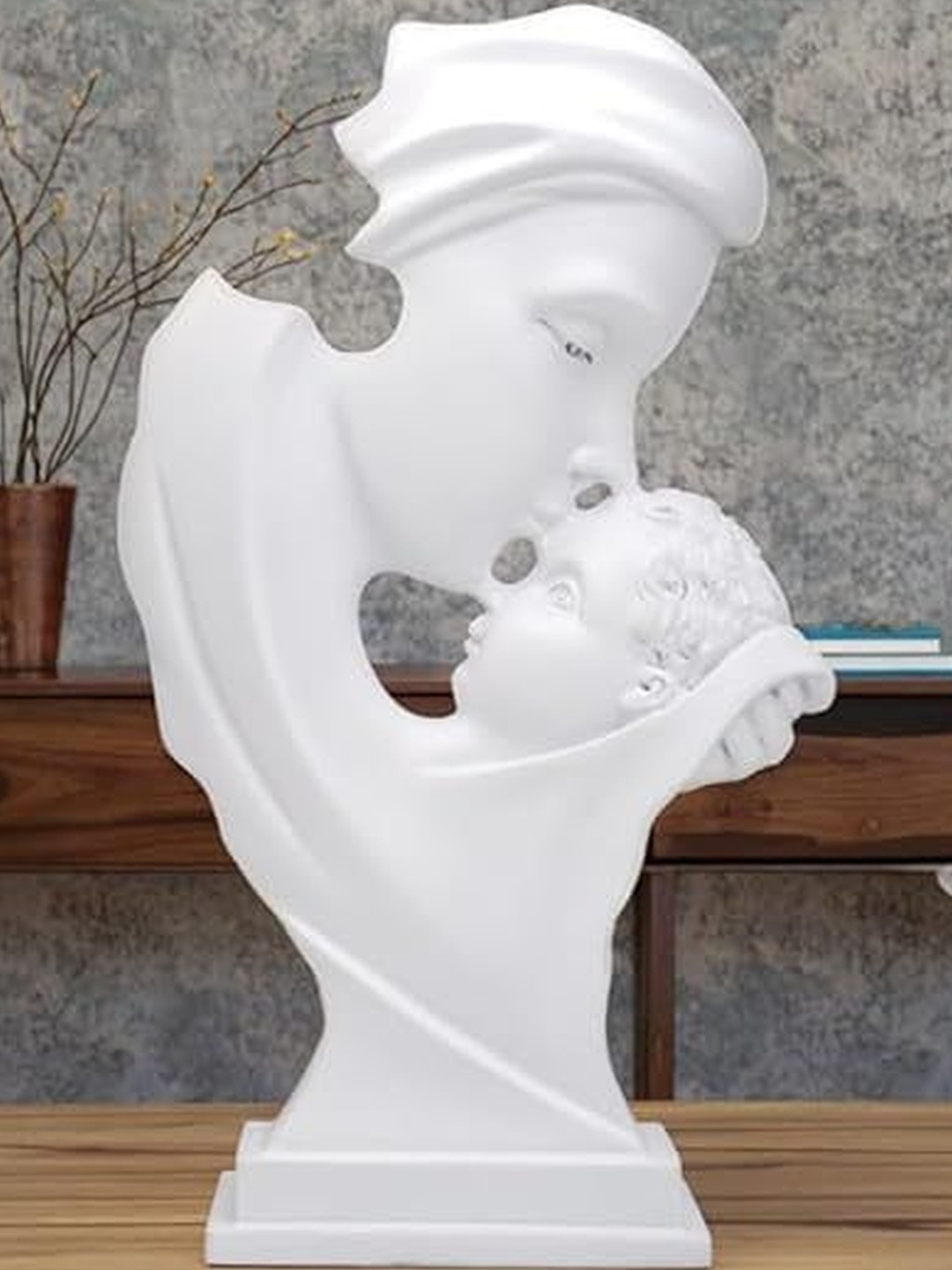 THE SACRED GIFTS Mother Child Love Symbol White Figurine Showpiece